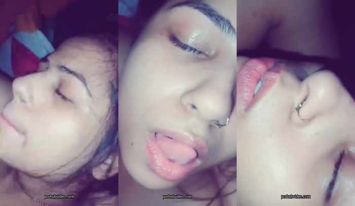 Horny cute babe pink lips desi sex