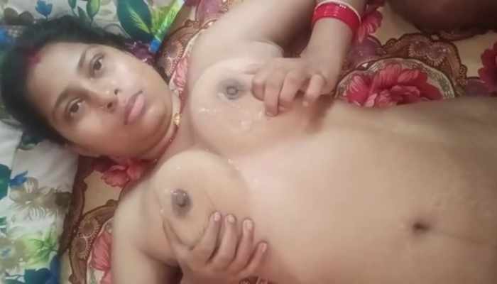 Village Bhabhi Ji Sex Leaked Video